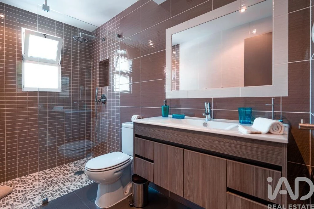 Apartamento T1 para Venda em Quarteira Foto 11