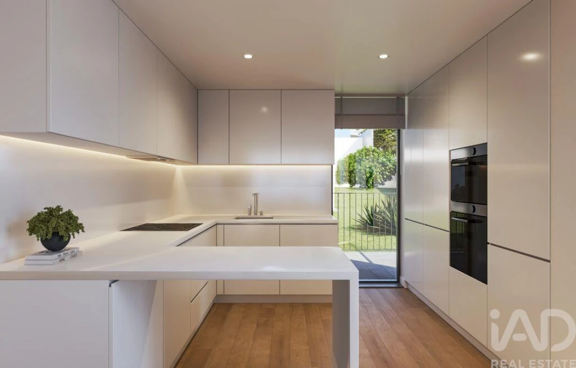 Apartamento T3 para Venda em Santo Antonio Foto 4