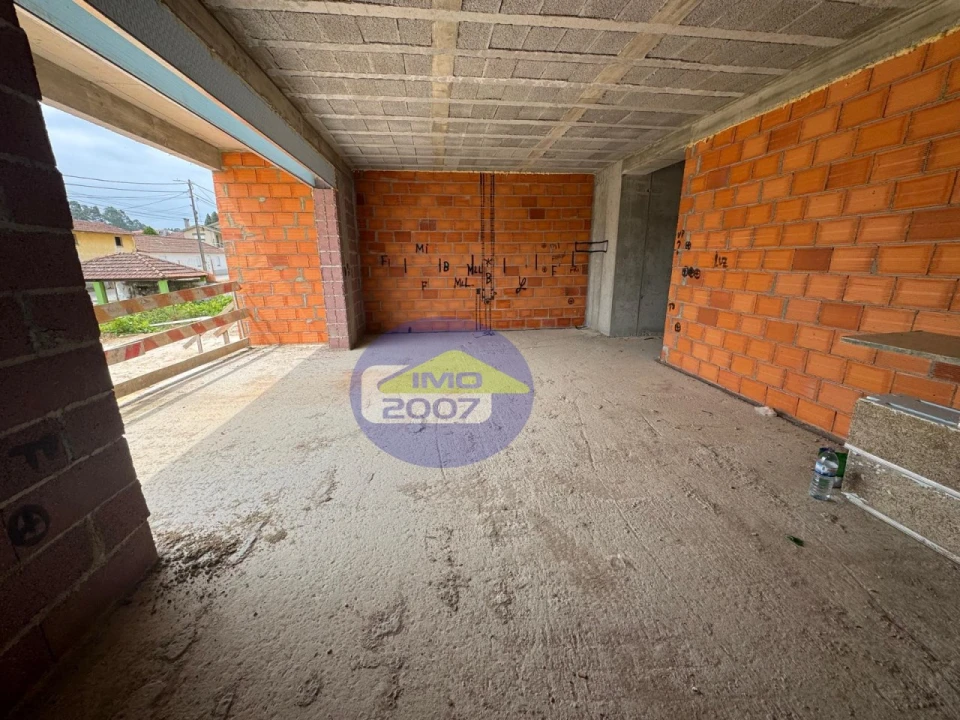 Apartamento T3 para Venda em Argoncilhe Foto 6