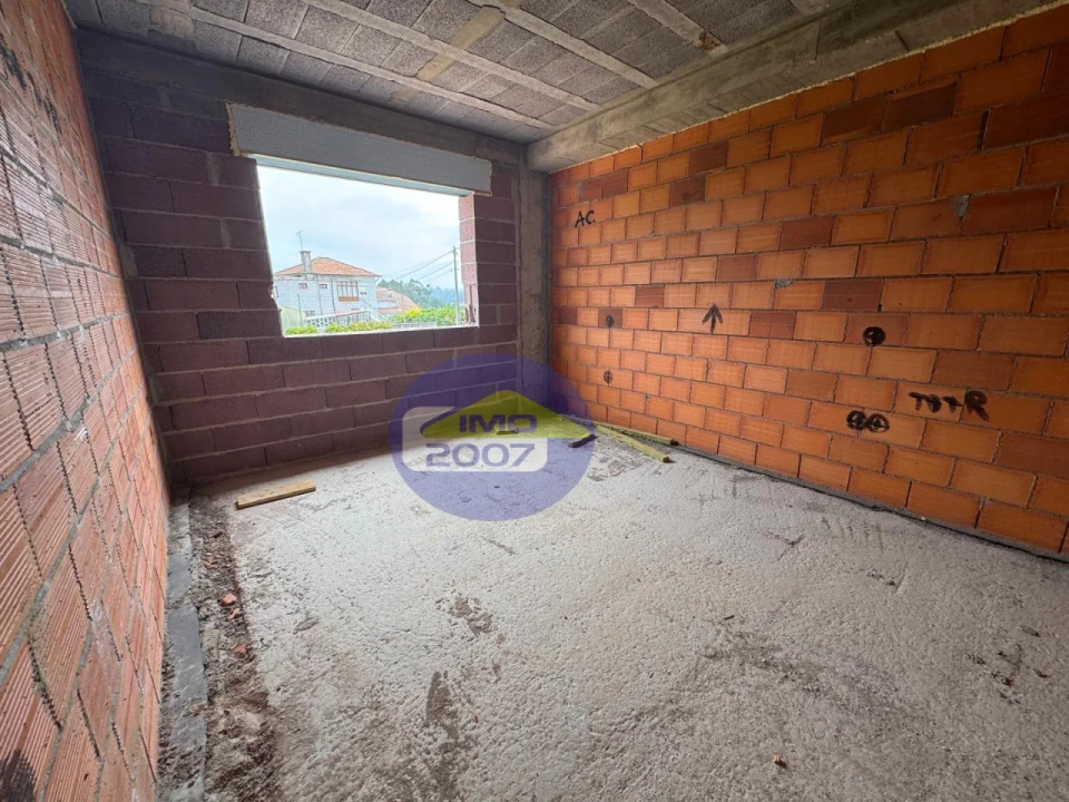 Apartamento T3 para Venda em Argoncilhe Foto 8