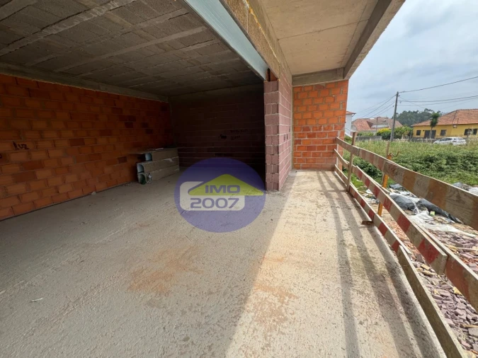 Apartamento T3 para Venda em Argoncilhe Foto 3