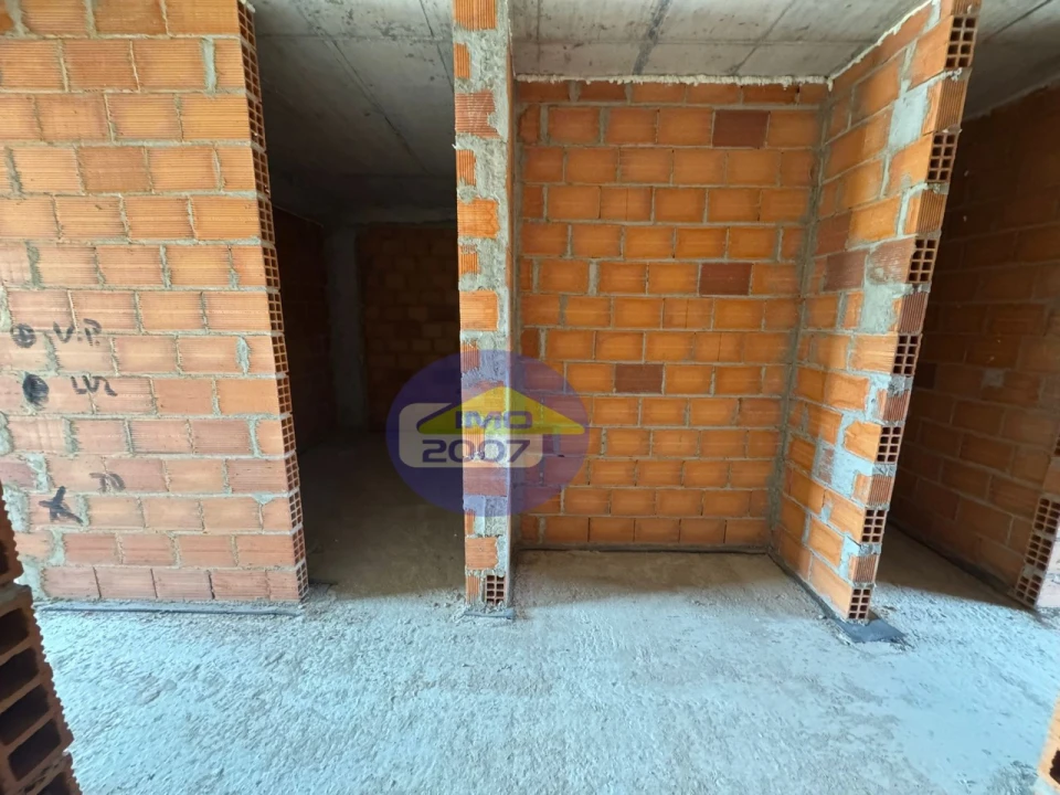 Apartamento T2 para Venda em Argoncilhe Foto 16