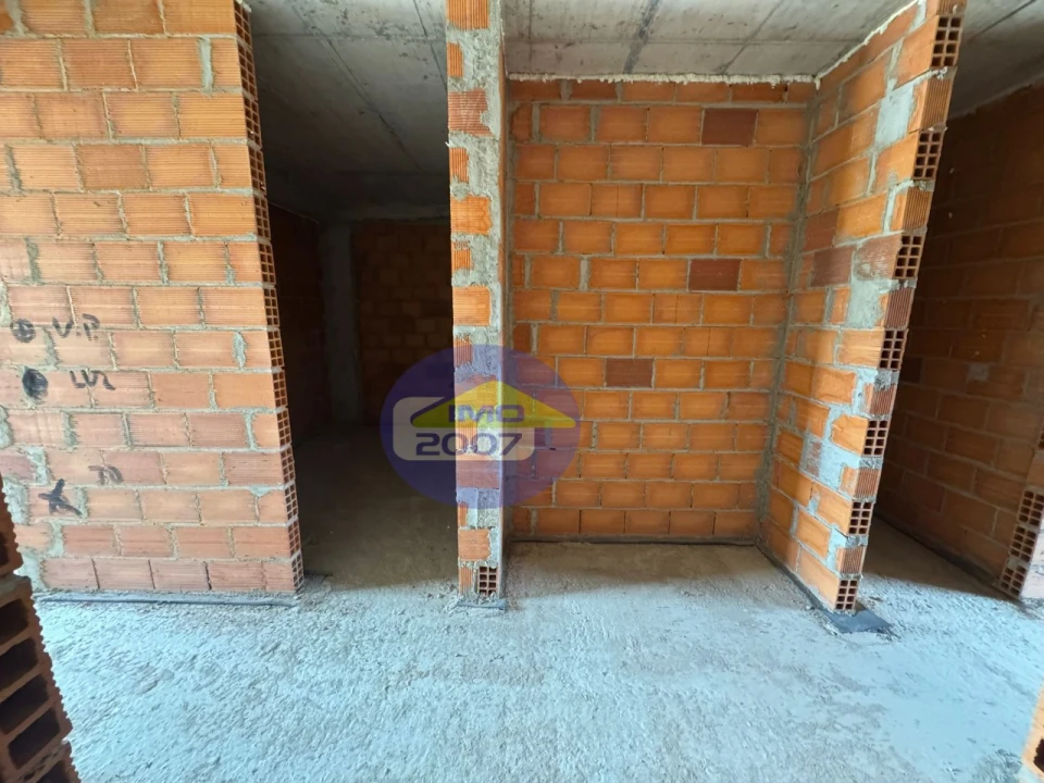 Apartamento T2 para Venda em Argoncilhe Foto 16