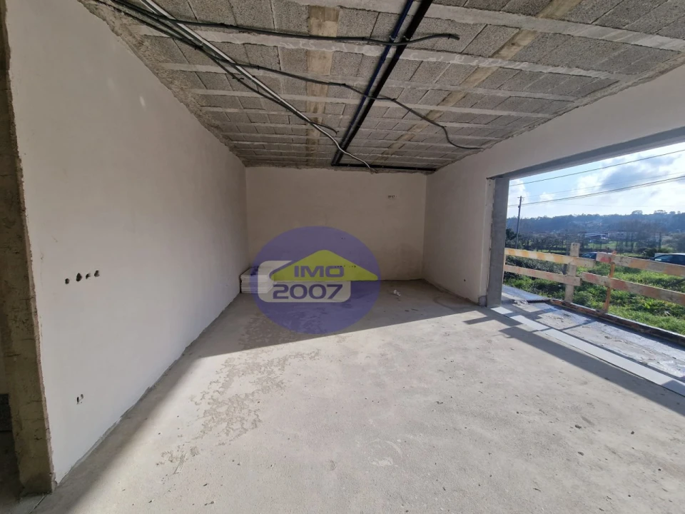 Apartamento T2 para Venda em Argoncilhe Foto 21