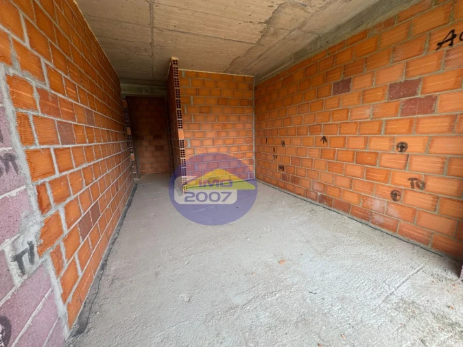 Apartamento T2 para Venda em Argoncilhe Foto 6