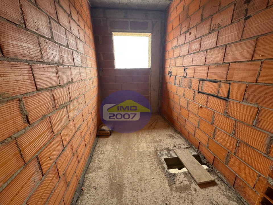 Apartamento T2 para Venda em Argoncilhe Foto 8