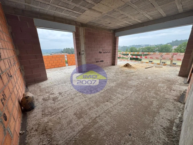 Apartamento T2 para Venda em Argoncilhe Foto 2