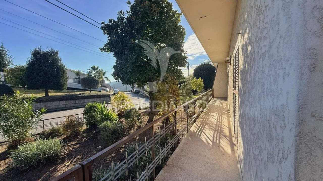 Moradia T4 para Venda em Arões (São Romão) Foto 17