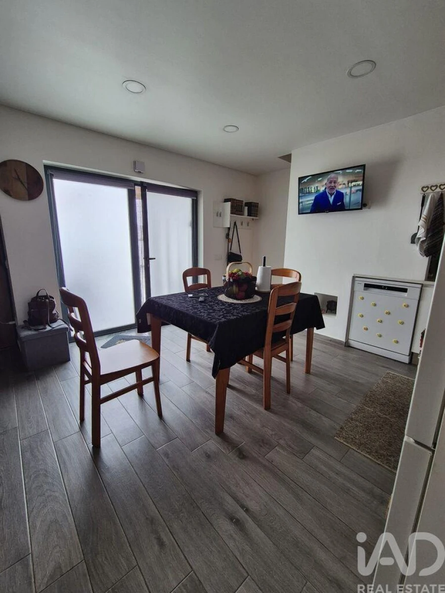 Moradia T2 para Venda em Alenquer (Santo Estêvão e Triana) Foto 10