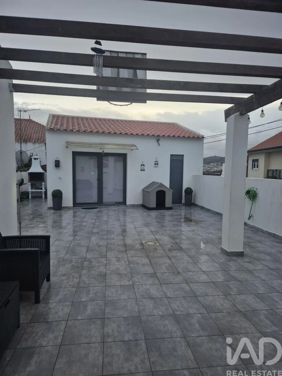 Moradia para Venda em Alenquer (Santo Estêvão e Triana)