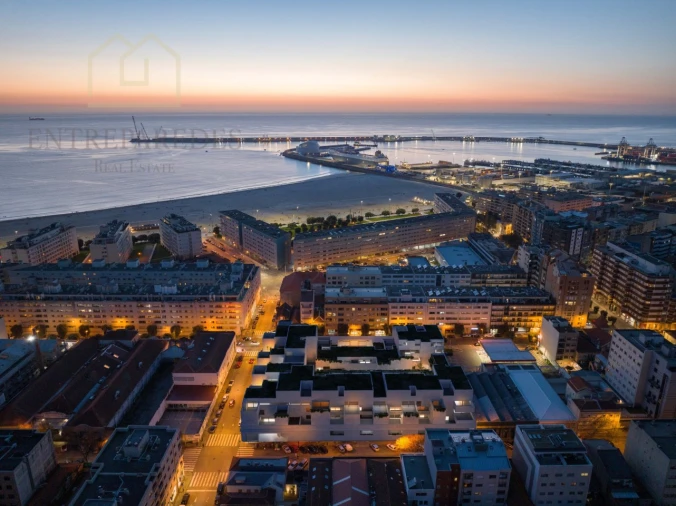 Apartamento T4 para Venda em Matosinhos e Leça da Palmeira Foto 45