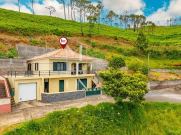 Moradia T3 para Venda em Ponta do Pargo