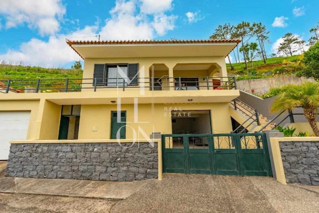 Moradia T3 para Venda em Ponta do Pargo Foto 2