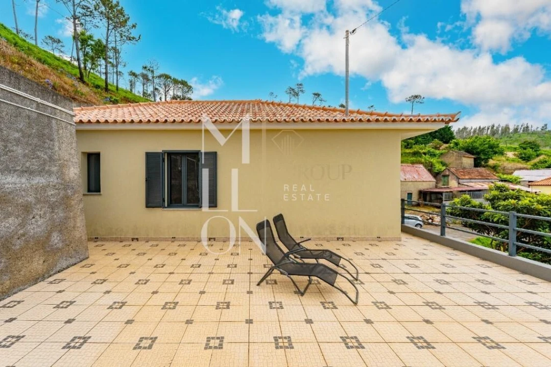 Moradia T3 para Venda em Ponta do Pargo Foto 9