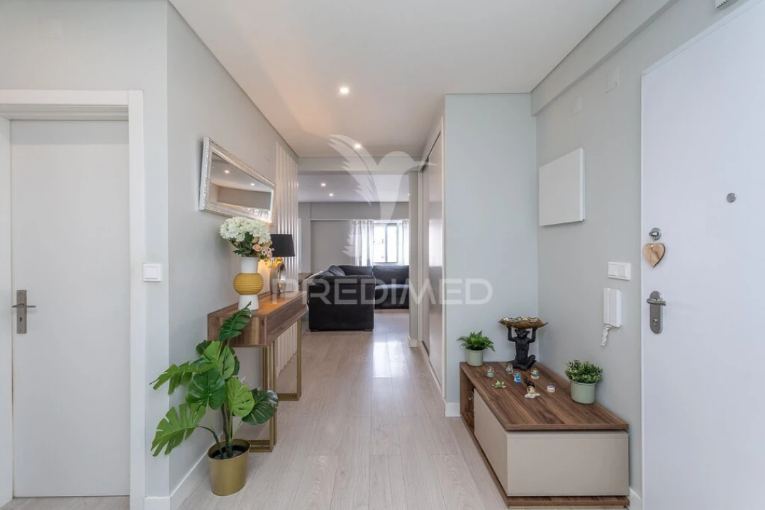 Apartamento T3 para Venda em Mina de Água Foto 3