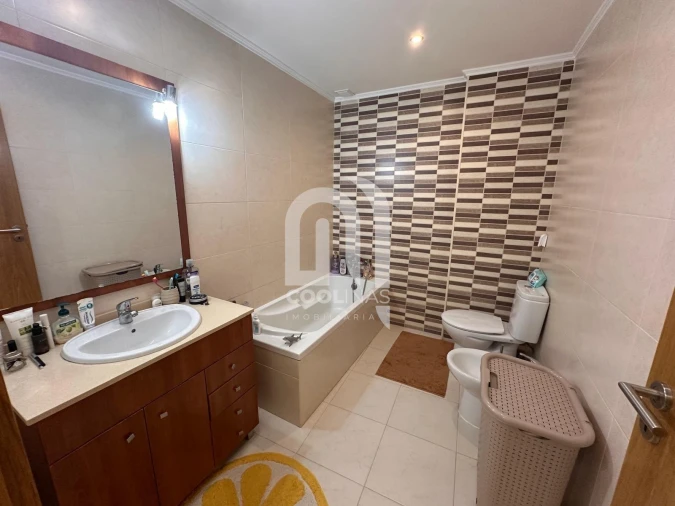 Apartamento T2 para Venda em Amora Foto 15