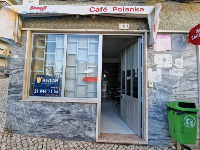 Loja para Venda em Vialonga Foto 4