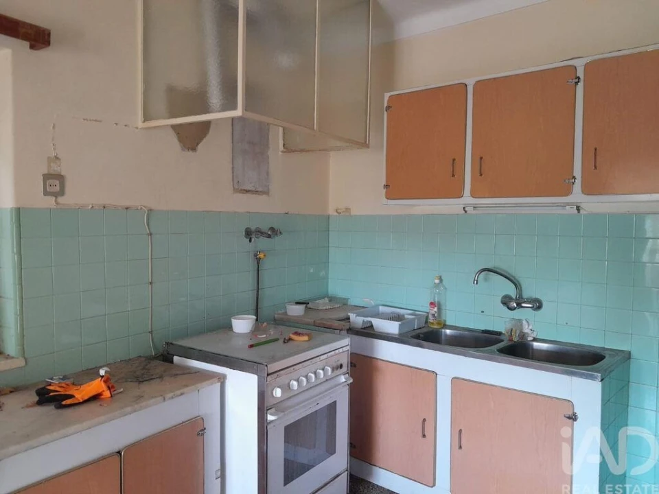 Moradia T3 para Venda em Três Povos Foto 2