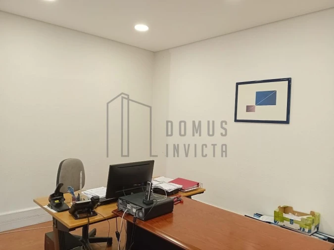 Escritório para Arrendamento em Bonfim Foto 7