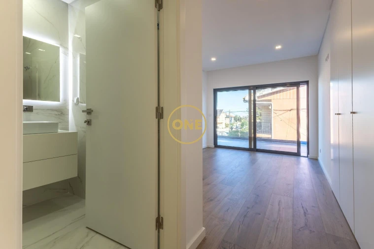 Apartamento T3 para Venda em Loures Foto 24