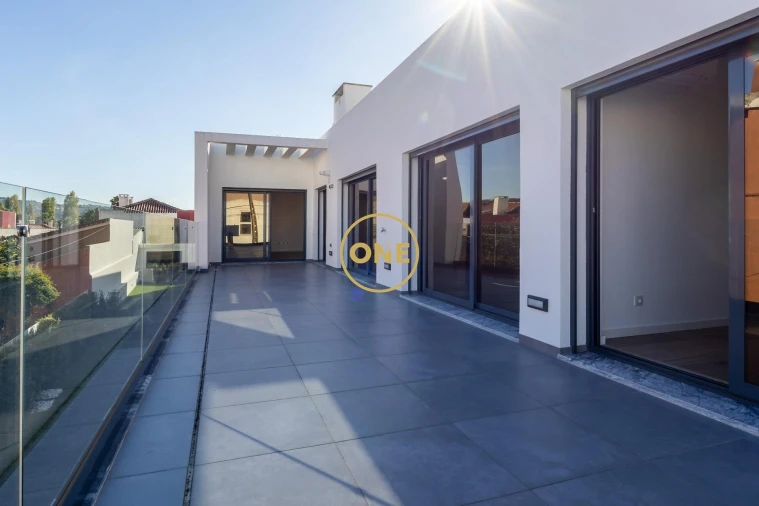 Apartamento T3 para Venda em Loures Foto 3