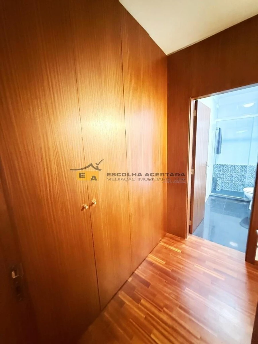 Apartamento T3 para Venda em Cidade da Maia Foto 10