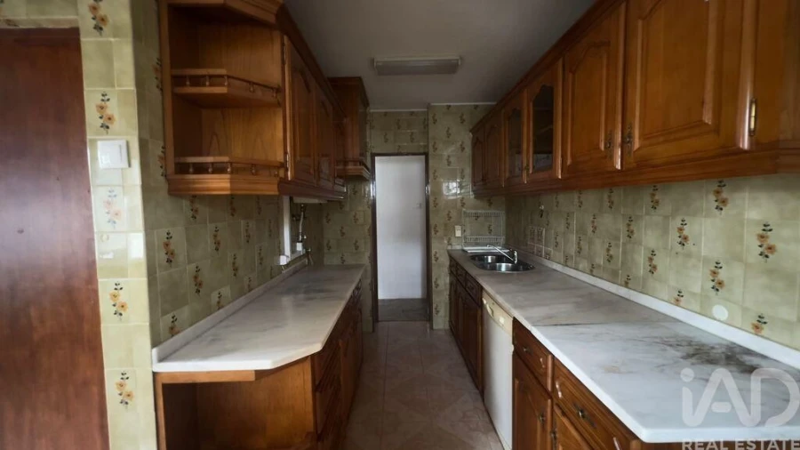 Apartamento T2 para Venda em Setubal (São Sebastião) Foto 1