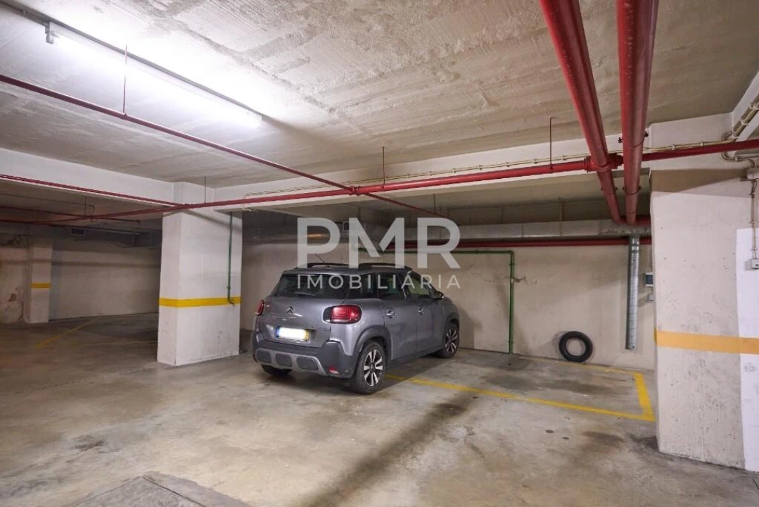 Apartamento T3 para Venda em Lumiar Foto 12