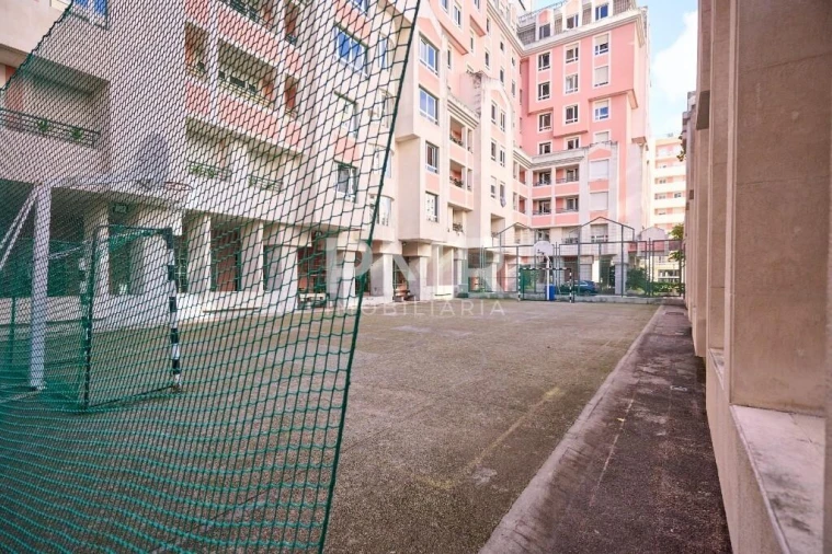 Apartamento T3 para Venda em Lumiar Foto 26