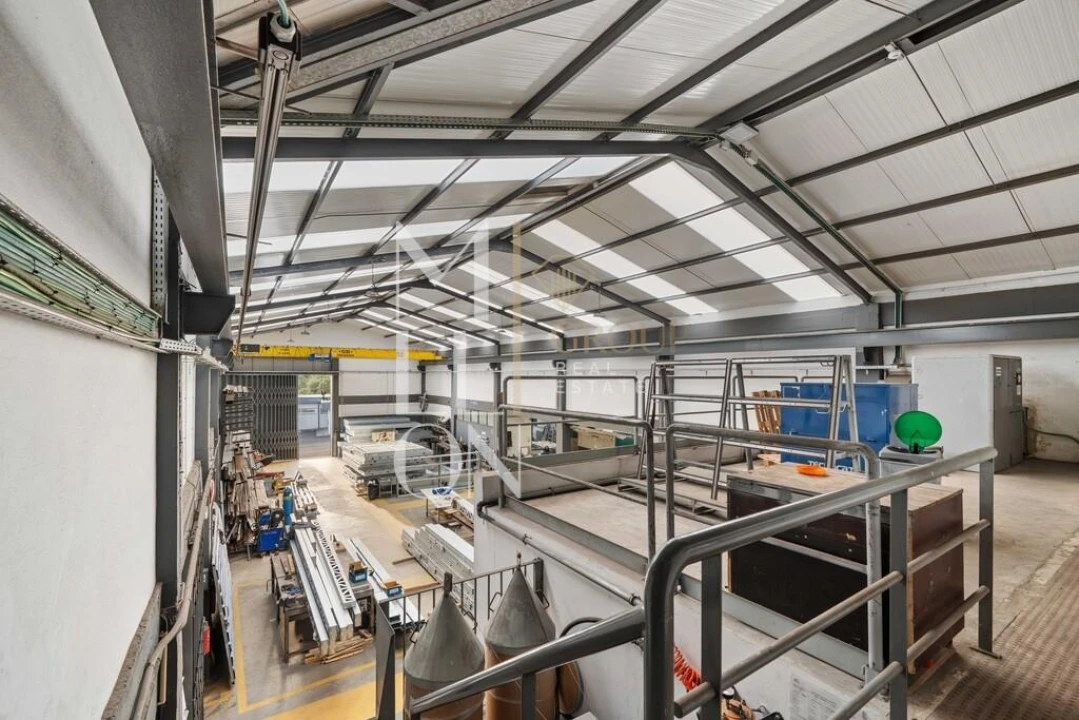 Armazém para Venda em Camacha Foto 70