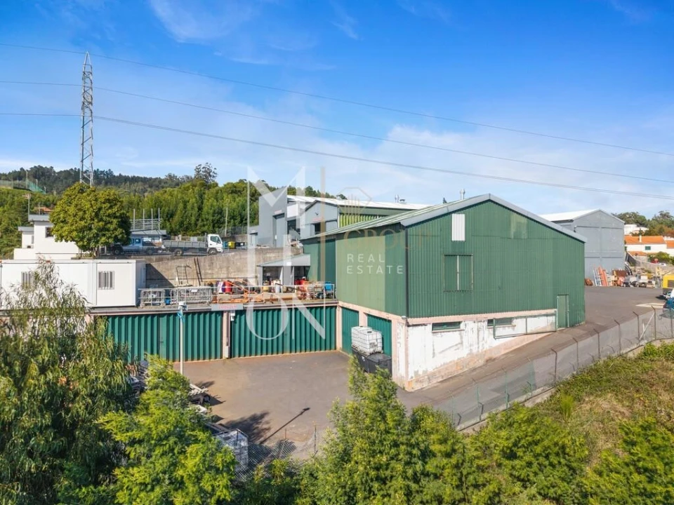 Armazém para Venda em Camacha Foto 98