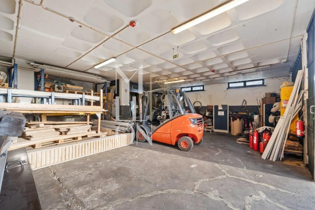 Armazém para Venda em Camacha Foto 93