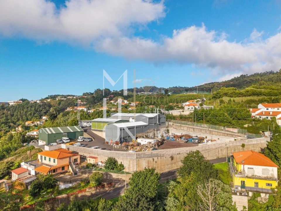 Armazém para Venda em Camacha Foto 6