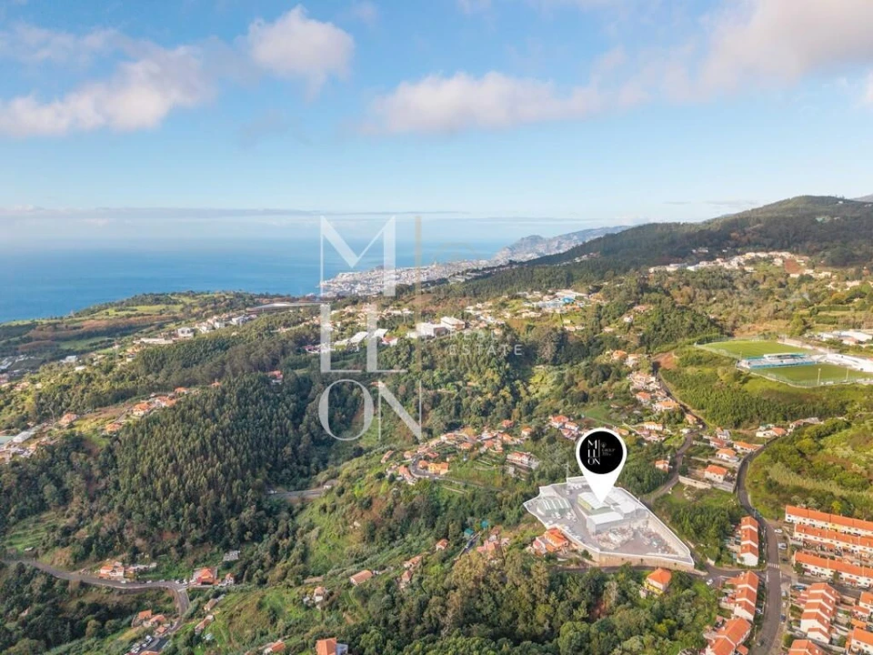 Armazém para Venda em Camacha Foto 9