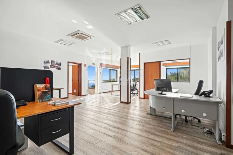 Armazém para Venda em Camacha Foto 54