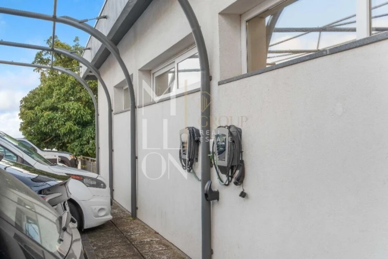 Armazém para Venda em Camacha Foto 13