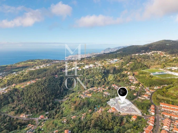 Armazém para Venda em Camacha Foto 9