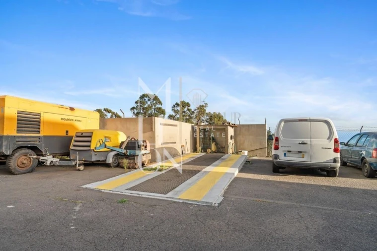 Armazém para Venda em Camacha Foto 83