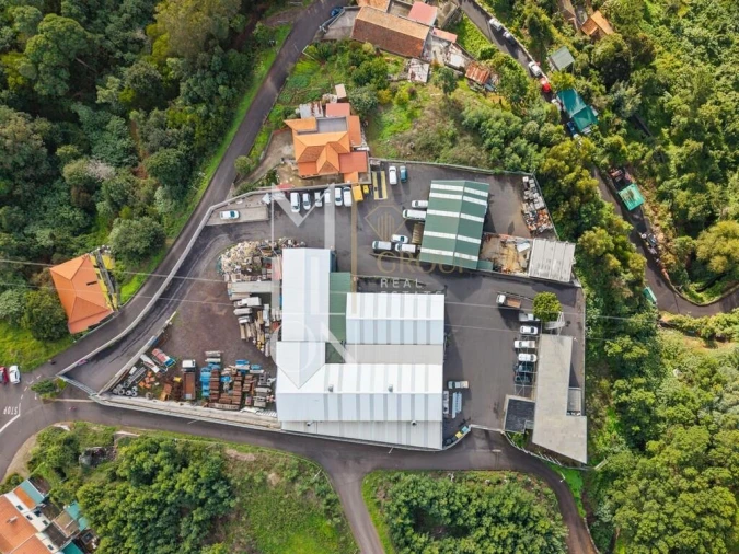 Armazém para Venda em Camacha Foto 2