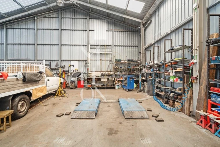 Armazém para Venda em Camacha Foto 86