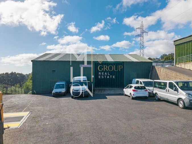 Armazém para Venda em Camacha Foto 100