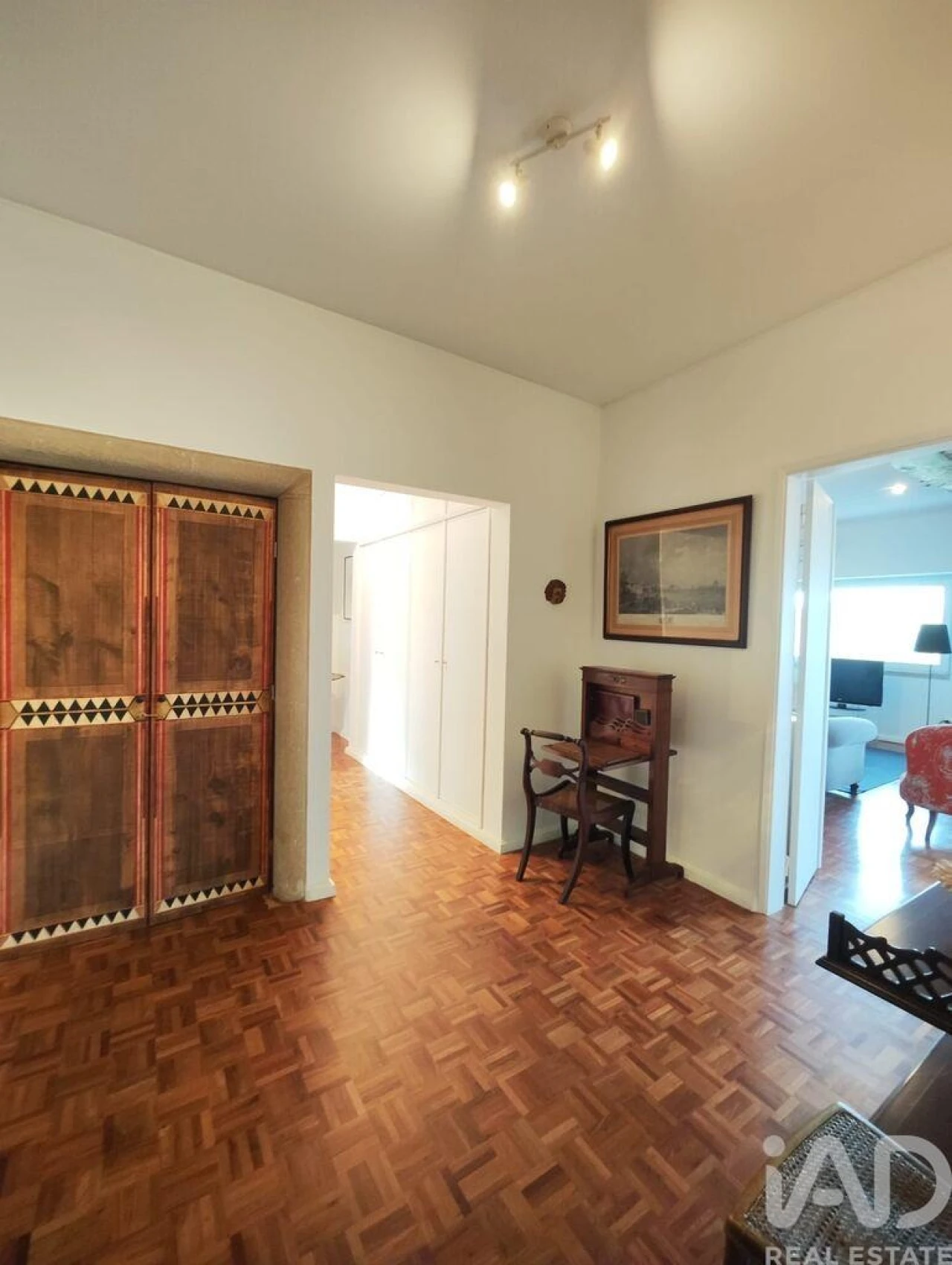 Apartamento T4 para Arrendamento em Avenidas Novas Foto 9