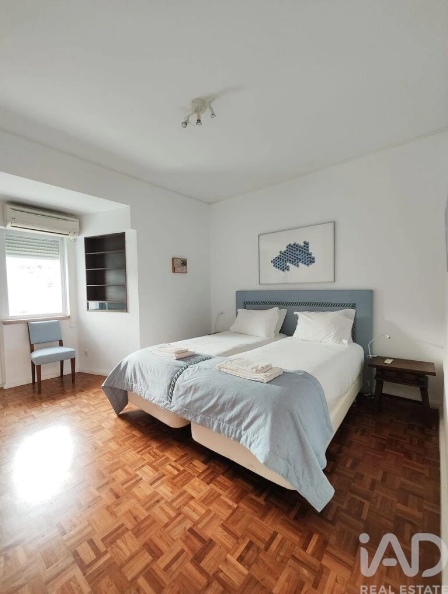 Apartamento T4 para Arrendamento em Avenidas Novas Foto 24