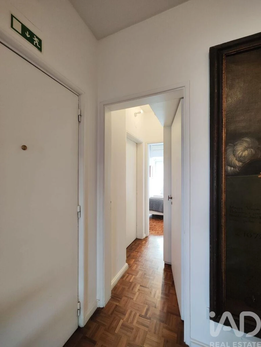 Apartamento T4 para Arrendamento em Avenidas Novas Foto 23