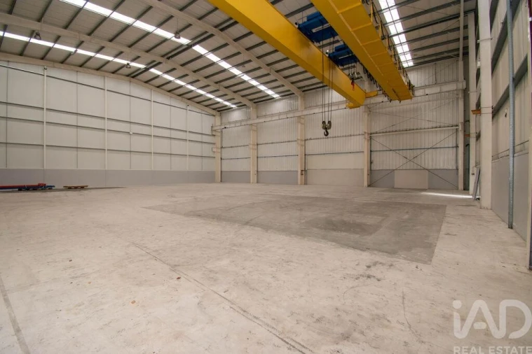 Armazém para Arrendamento em Marinha Grande Foto 4