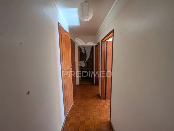 Apartamento T2 para Venda em Viseu Foto 7