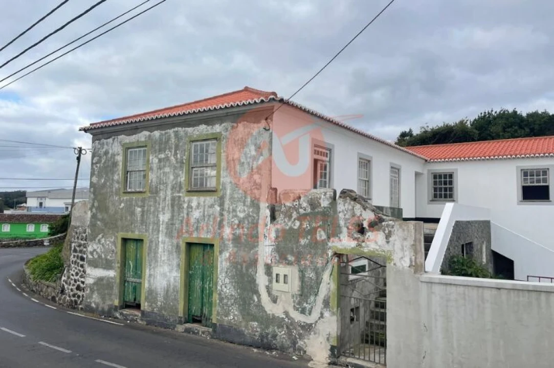 Moradia T5 para Venda em São Mateus da Calheta Foto 7