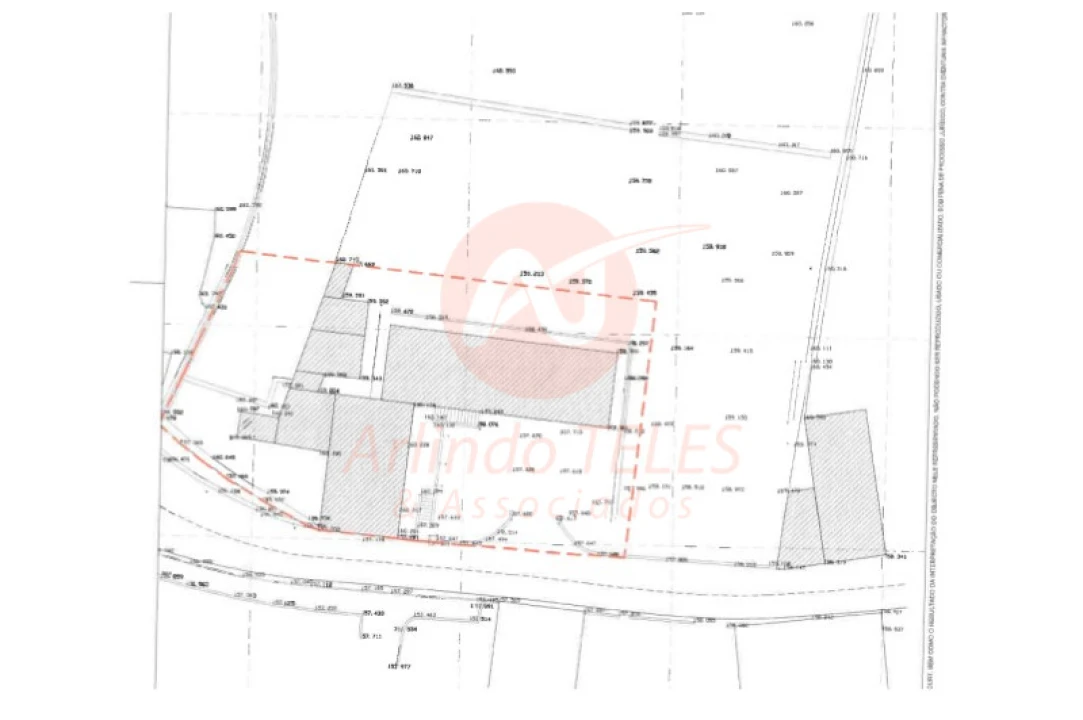 Moradia T5 para Venda em São Mateus da Calheta Foto 2