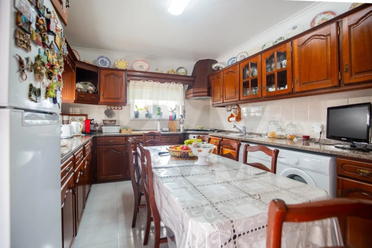 Moradia T3 para Venda em São Pedro da Cadeira Foto 12