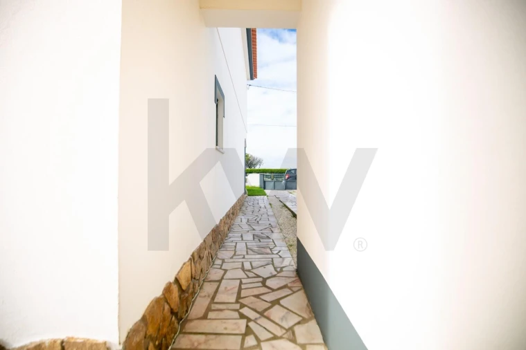 Moradia T3 para Venda em São Pedro da Cadeira Foto 6